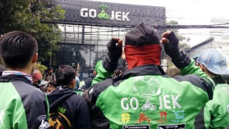Ini Alasan Kemenhub Naikkan Tarif Ojol