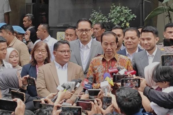 Jokowi Laporkan Tuduhan Ijazah Palsu ke Polda Metro Jaya