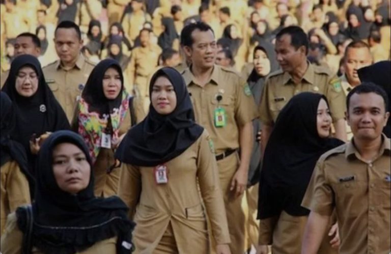 Setengah Juta Guru Honor Dapat Bantuan Subsidi Upah