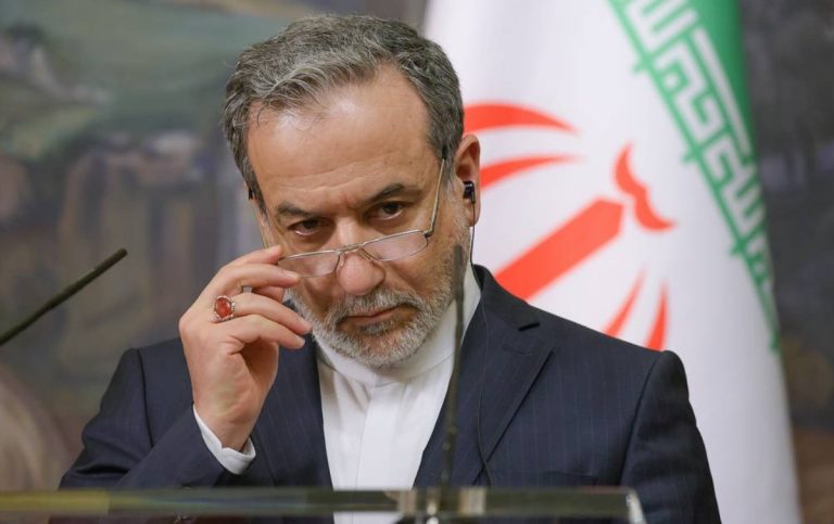 Iran Siap Hancurkan Militer AS Jika Bantu Israel