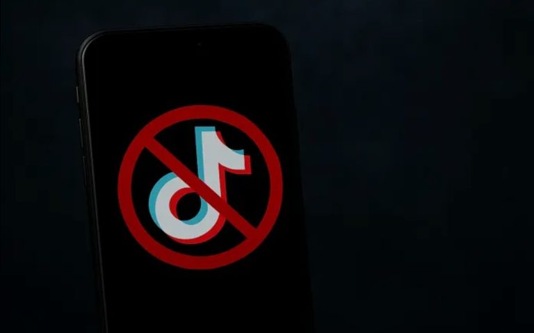 Komdigi Bekukan Izin TikTok akibat Langgar Aturan dan Abai Permintaan Data